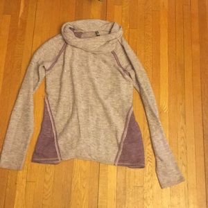 Long sleeve sweatshirt